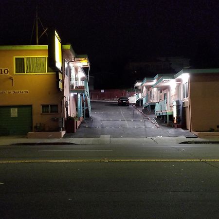 Travis Lodge Motel 16 Оакланд Экстерьер фото